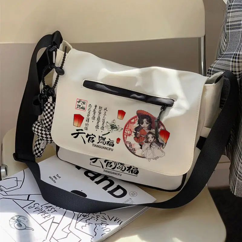 Jeden zestaw Anime Tian Guan Ci Fu z odznakami torba na ramię czarny biały Messenger kreskówka zamek błyskawiczny z przodu Crossbody