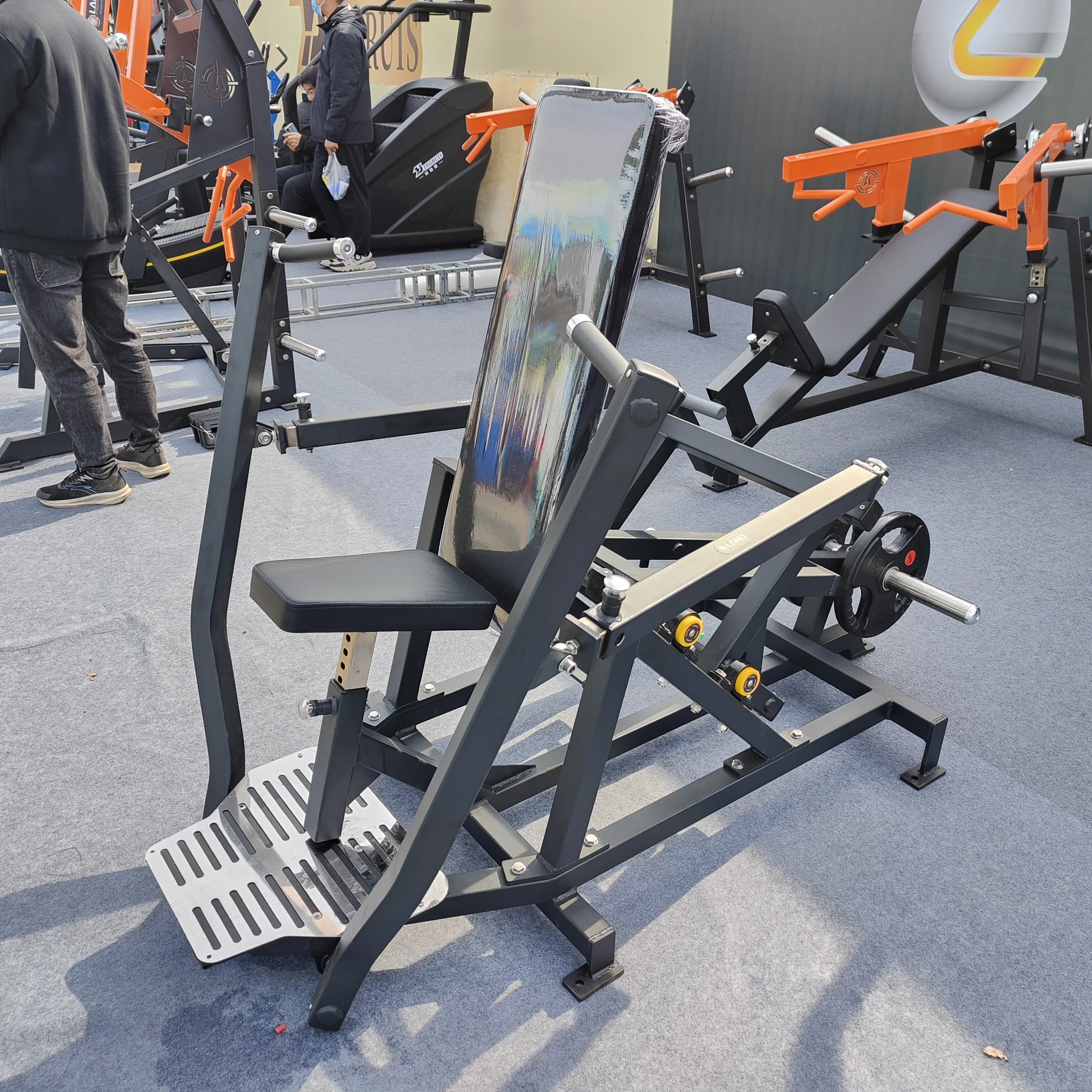 

LAND FITNESS High Quality Incline Seated Chest Press Commercial Using Training Machine Gym Equipment FS-002