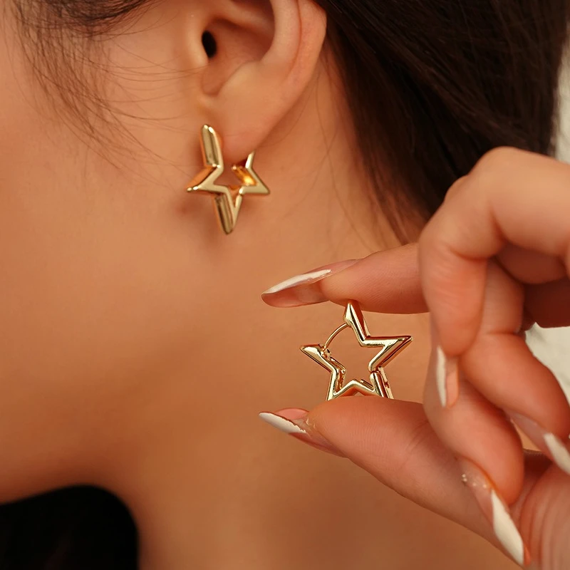 3 Colors Punk Geometric Star Hoop Earrings for Women Simple Metalic Hollow Out Geometric Earrings New Unisex Daily Jewelry K