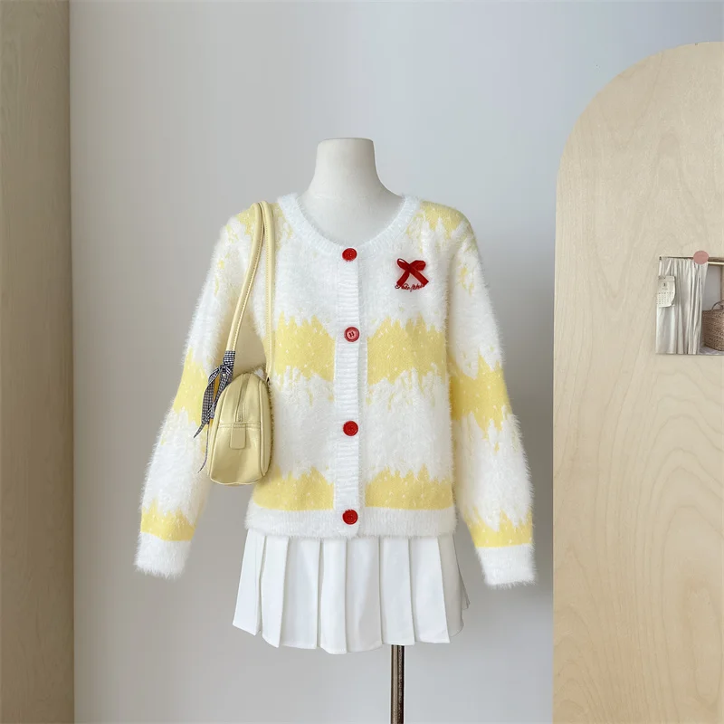 

Women's Yellow Gradient Striped Bow Round Neck Sweater Cardigan French Elegant Autumn And Winter Gentle Lazy Style Loose Sweater
