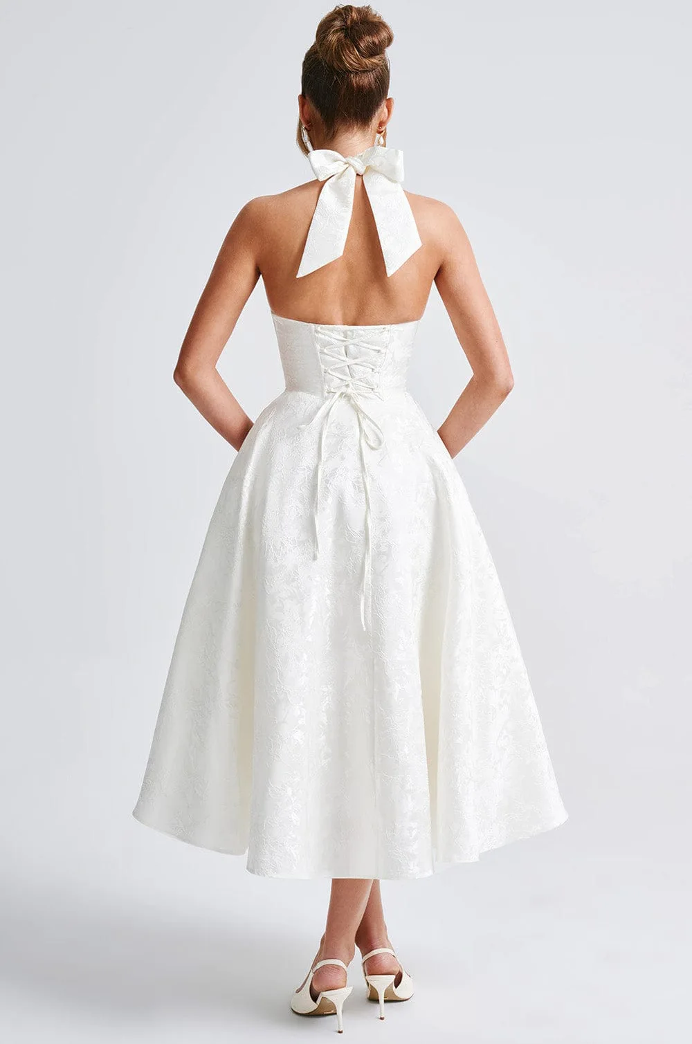 シスタースター夏の女性の V ネックネックジャカードシニアイブニングドレス卸売気質ノースリーブバックレスウエストロングドレス