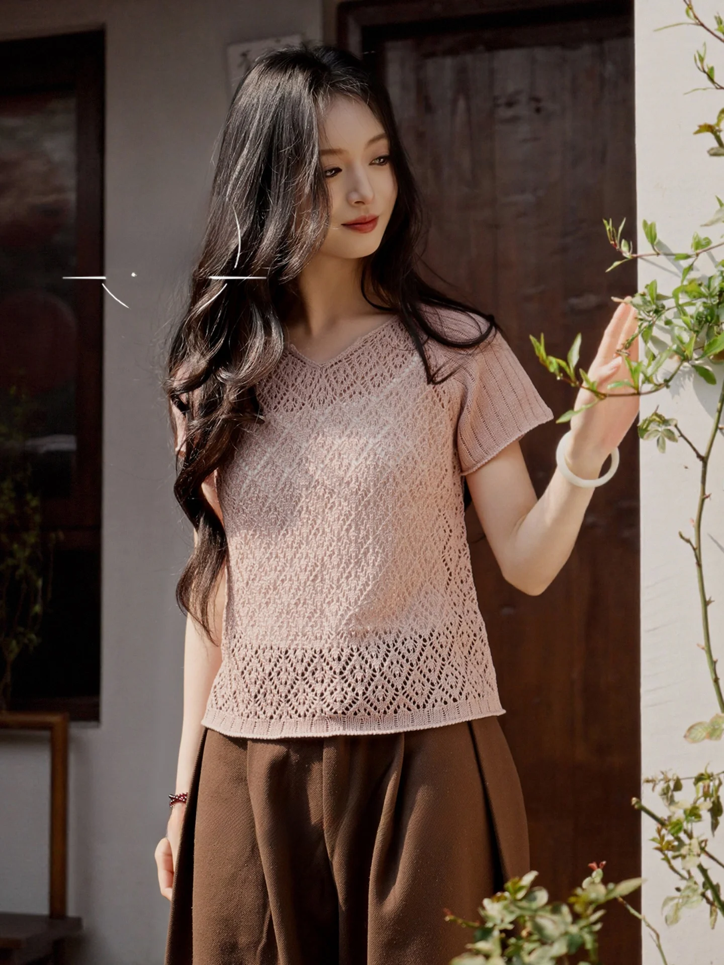 kit-de-material-para-tejer-a-mano-diy-camisa-con-cuello-en-v-y-hombros-descubiertos-con-diseno-calado-para-dama-elegante-85