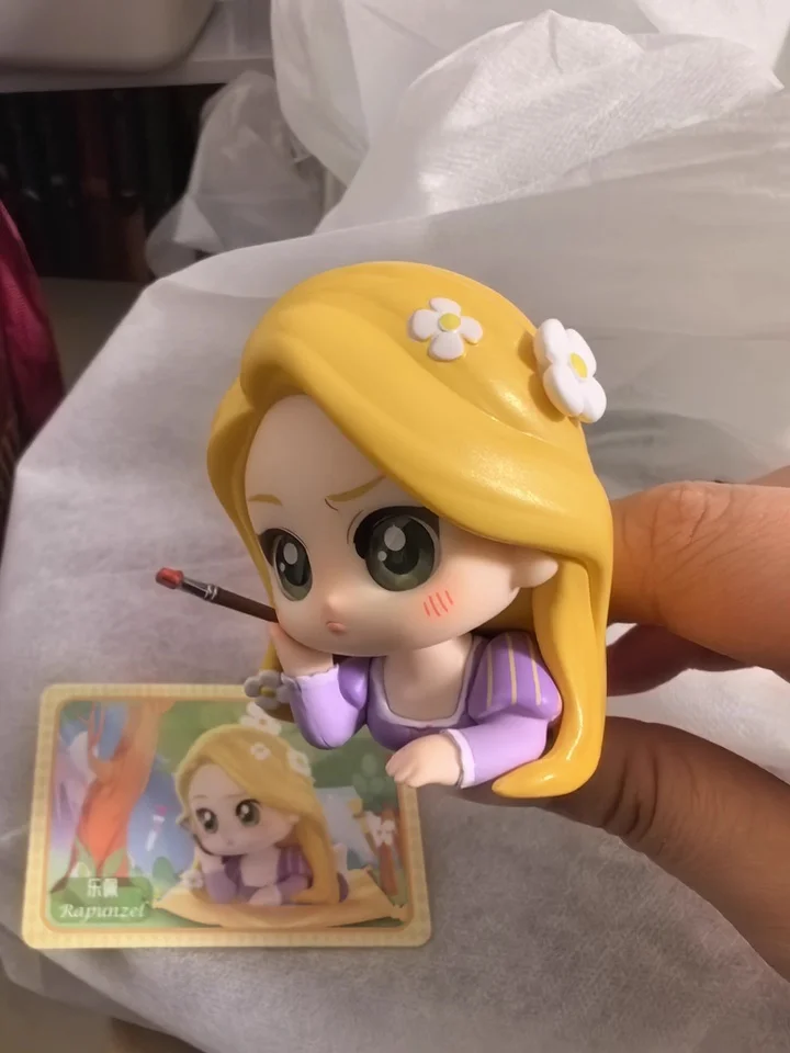 

2025 принцесса Диснея послеобеденный сон слепая коробка милая игрушка Эльза модель настольный орнамент коллекция Рождественский подарок подарок на Новый год