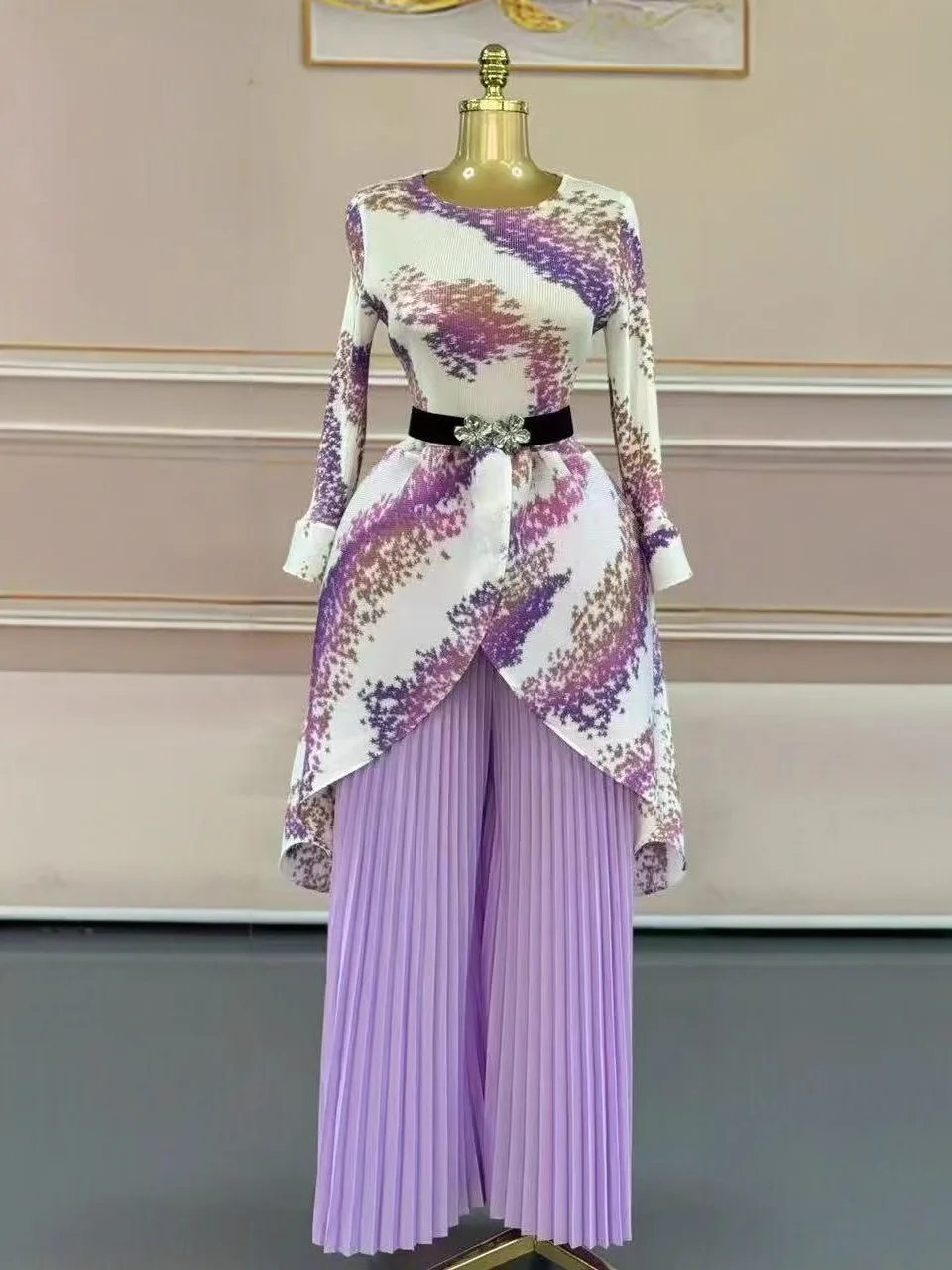 

Miyake плиссированный принт модный свободный топ с принтом + широкие прямые брюки комплект из двух предметов женская одежда осень 2021, новинка