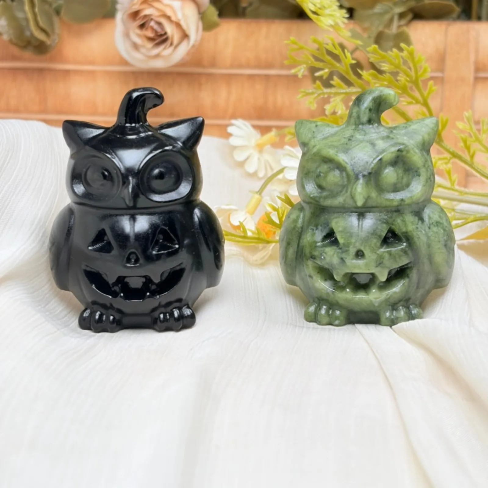 Natural Xiuyan Jasper Black Obsidian Pumpkin Face Owl Hand Carved Halloween Crystal Animal Figurine Festive Home Decor Gift