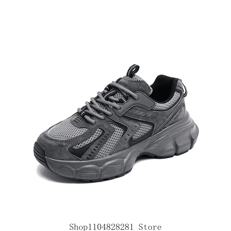 أحذية نسائية ناعمة من الأسفل للأب باللون الأسود للخريف والشتاء رياضية نسائية جديدة غير رسمية بجزء سفلي سميك تزيد من الجري الدافئ