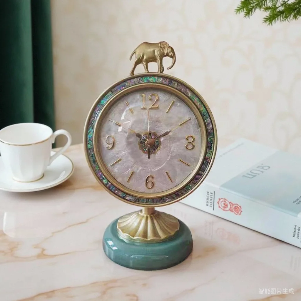 2025 New Luxury Desk Clock American Vintage Retro Table Clock for Living Room Home