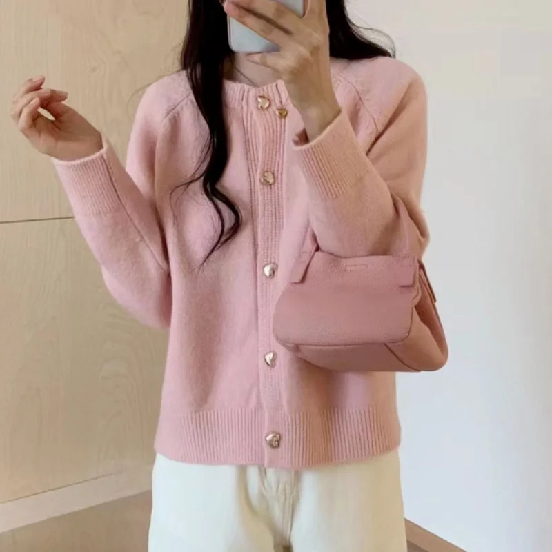 

Gentle and Versatile Knitted Fashionable Age-reducing Sense Long-sleeved Loose Soft Glutinous Lady Sweater Jacket