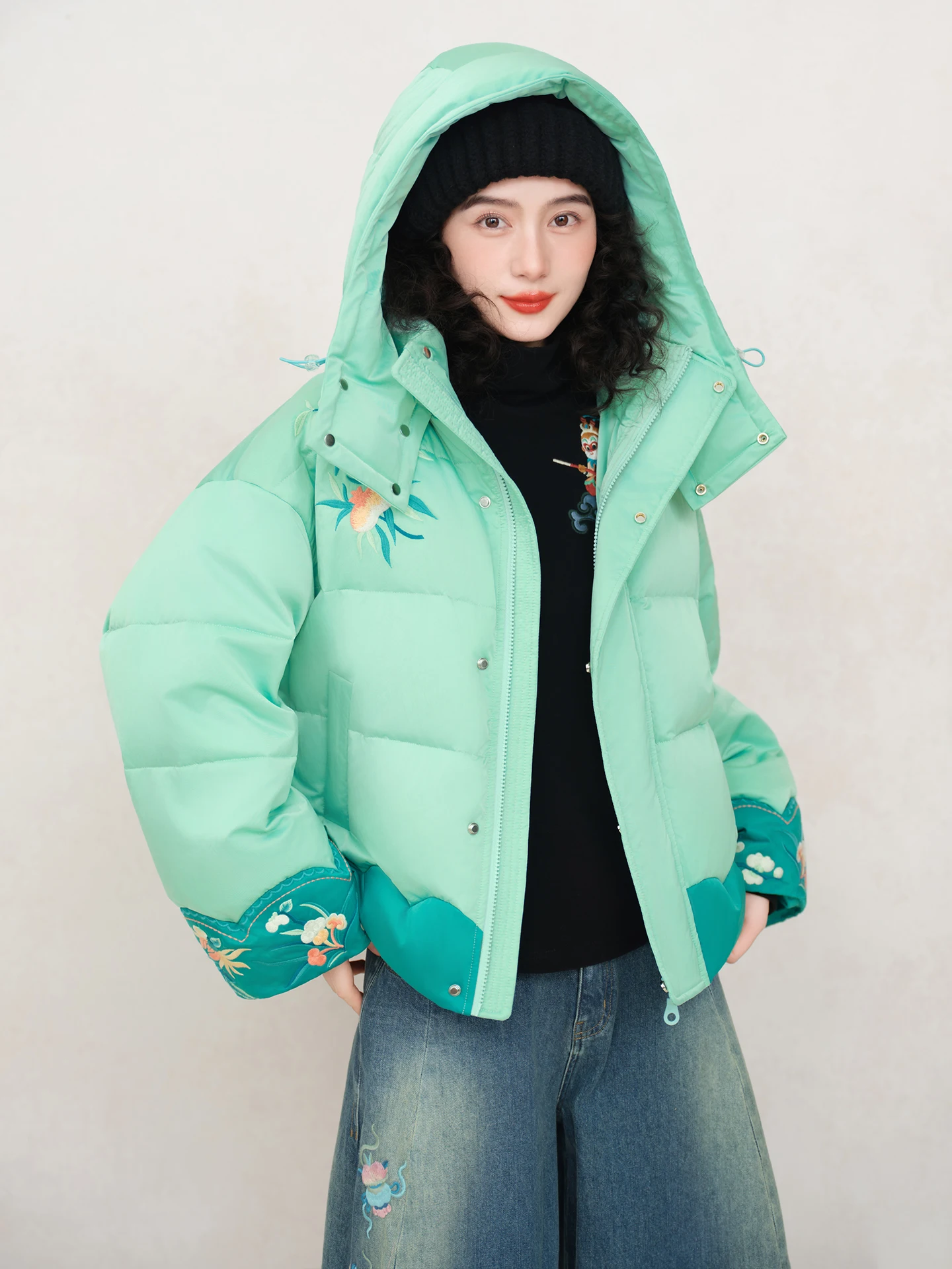 

Зимняя новая теплая куртка с капюшоном Su Luo, свободная, с вышивкой, пуховик с цветочным узором, ретро-стиль, из полиэфирного волокна