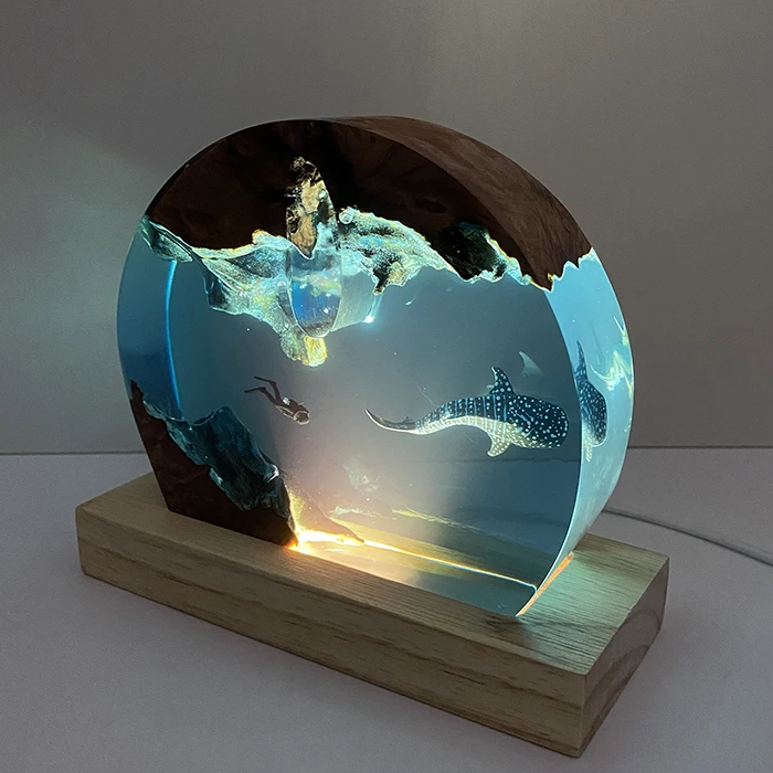 2026 New Transparent Ocean Resin Luminous Creative Desktop Ornaments Home Atmosphere Decoration Birthday and Christmas Gifts