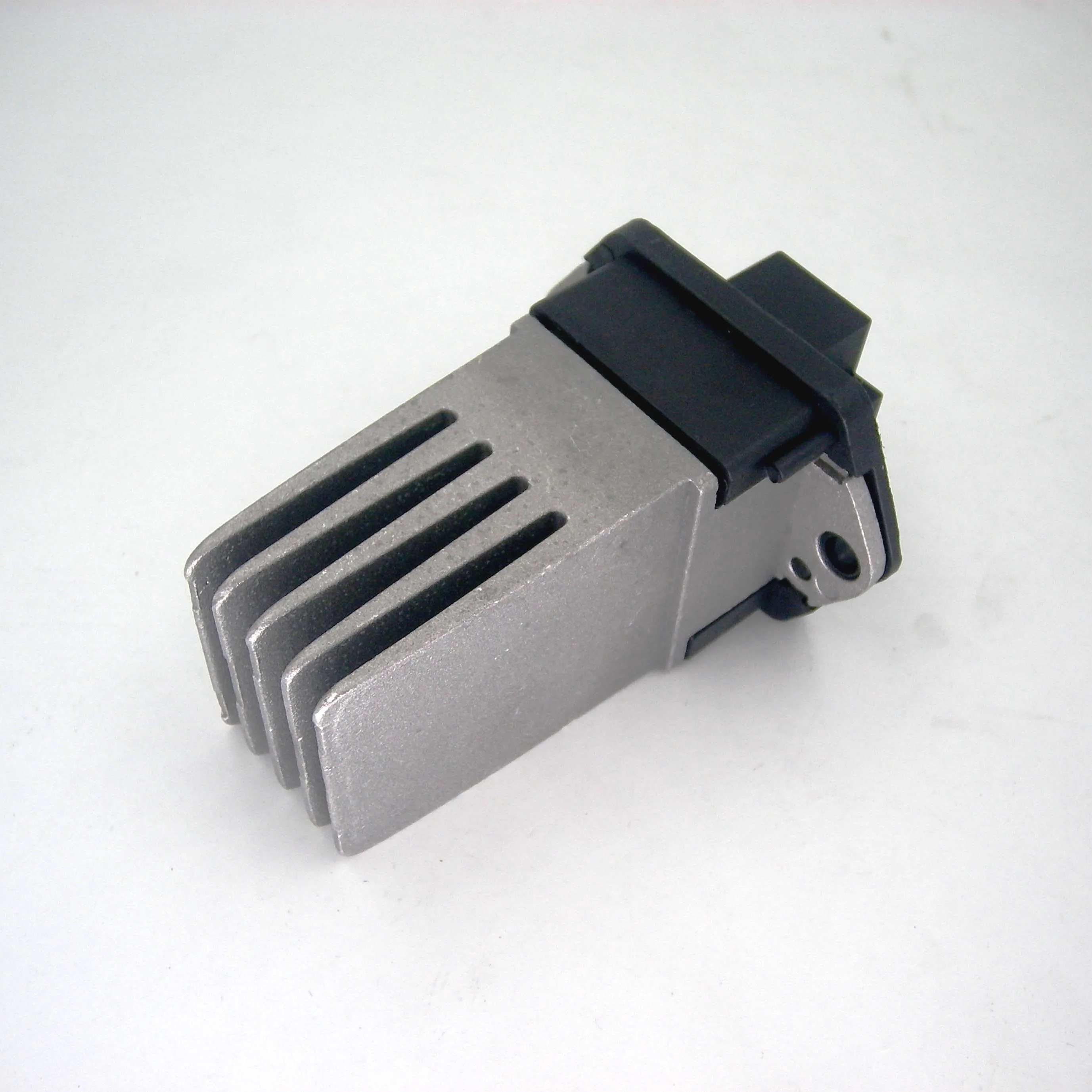 62803027 810002505YZ 150603B Blower Motor Resistor AC Module Fan Controller Car Accessories for Zhonghua CMC