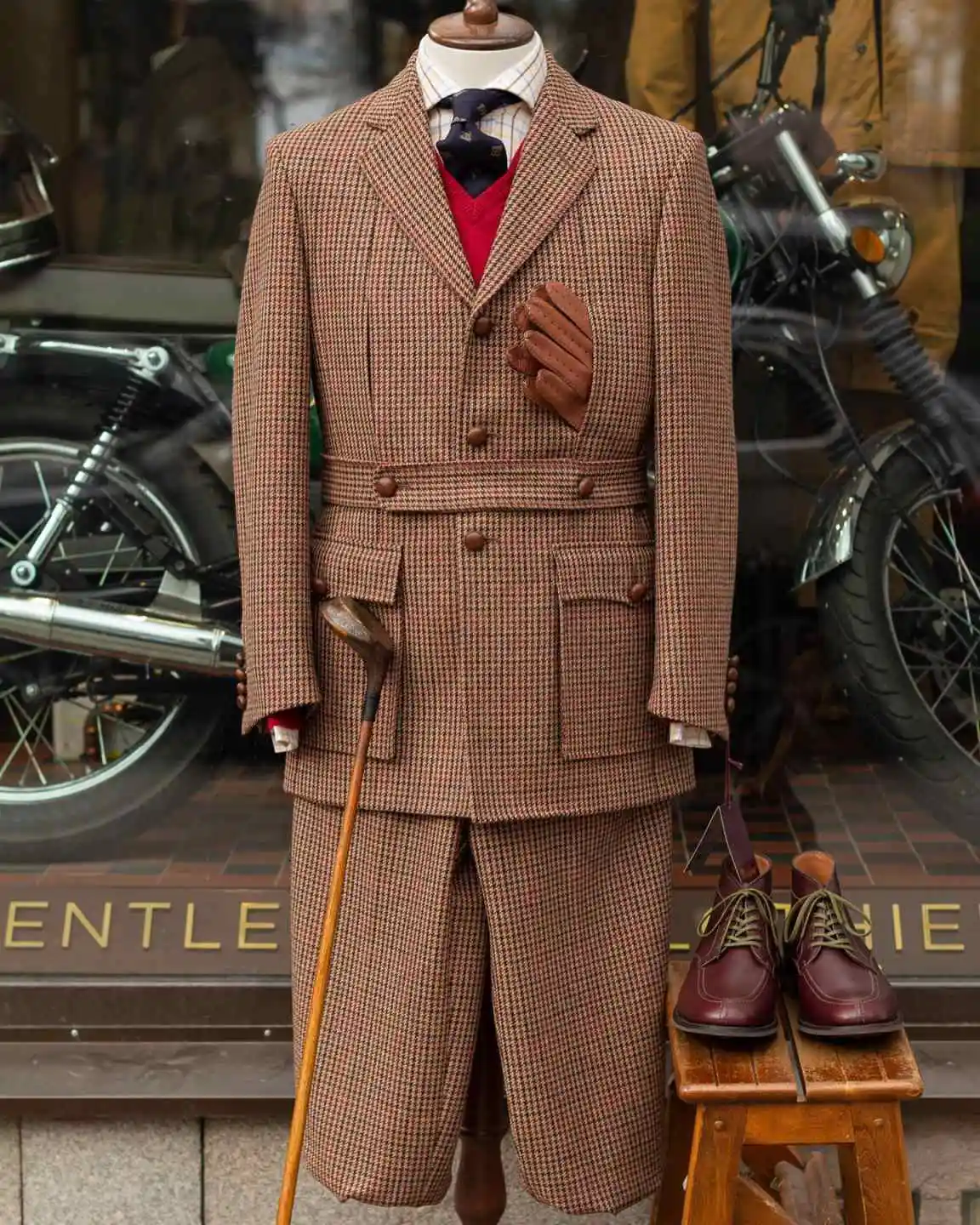 Vintage Houndstooth Men 2‑Pieces Suit Set Tweed Notched Lapel Multi‑Pocket Jacket Knee Length Shorts For Retro Party Customized