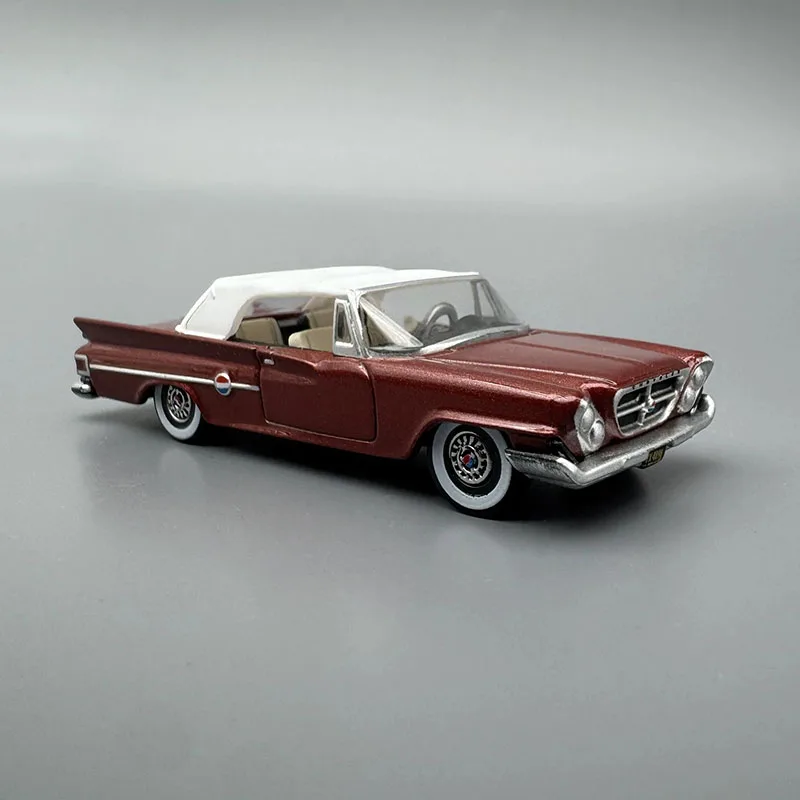 OXFORD 1/87 Scale Chrysler 300 Retro Convertible Car Alloy Car Model Collection Display Decoration Toy Gift