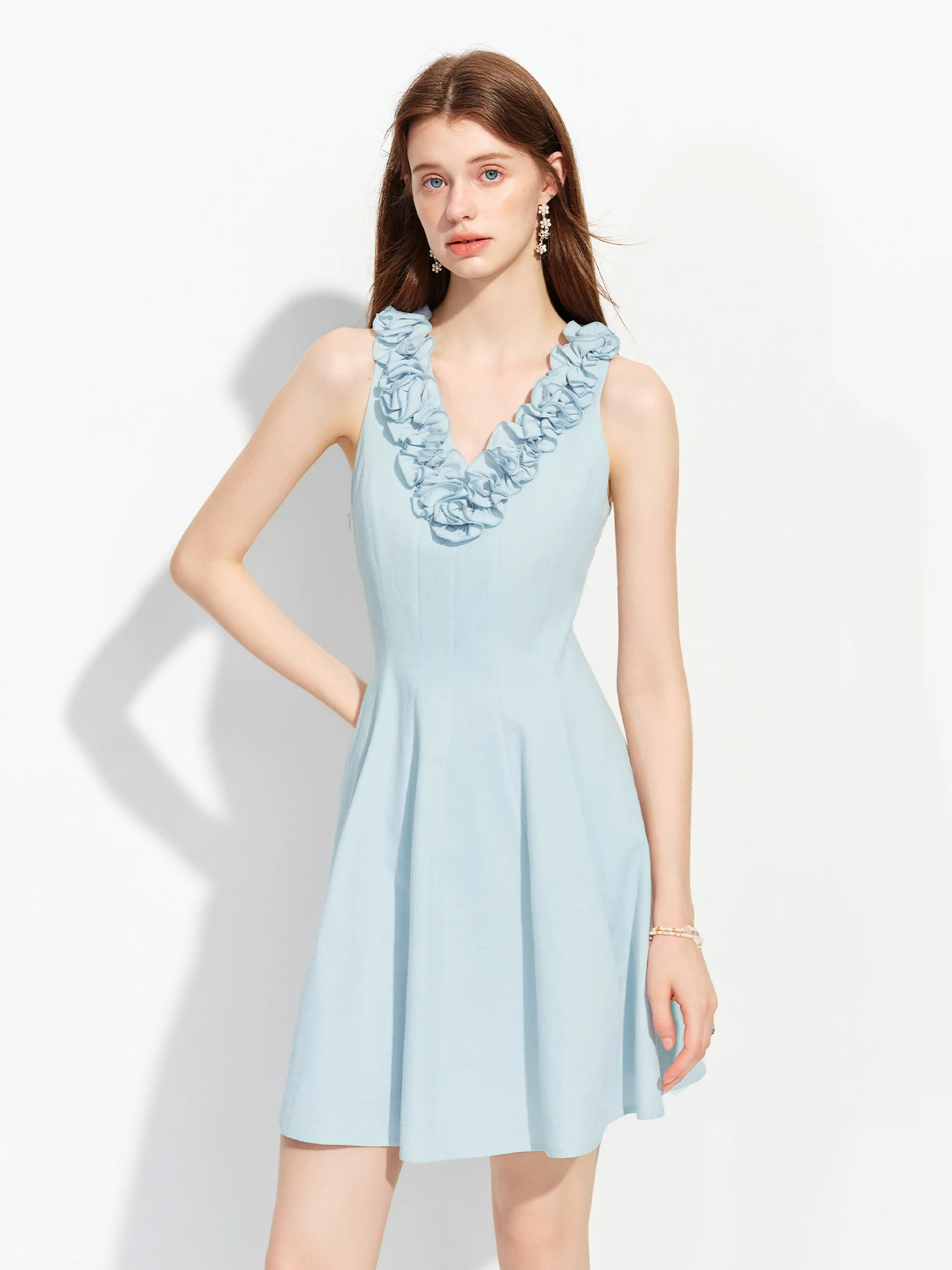 FSLE 2026 Summer Women's 3D Floral Applique Sleeveless V-Neck A-Line Mini Dress - Elegant Refined Style for Parties Daily Wear