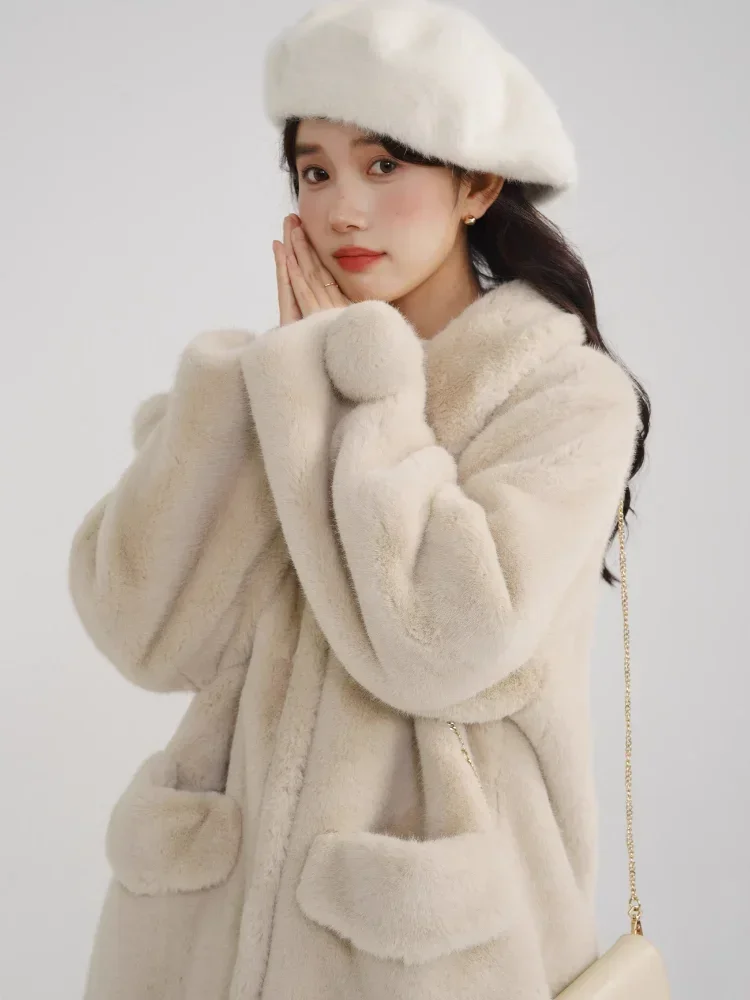 

Sweet Style Warm Faux Fur Coat Women Elegant Notched Collar Plush Long Overcoat Cozy Outerwear for Winter Casual Chic Fashion