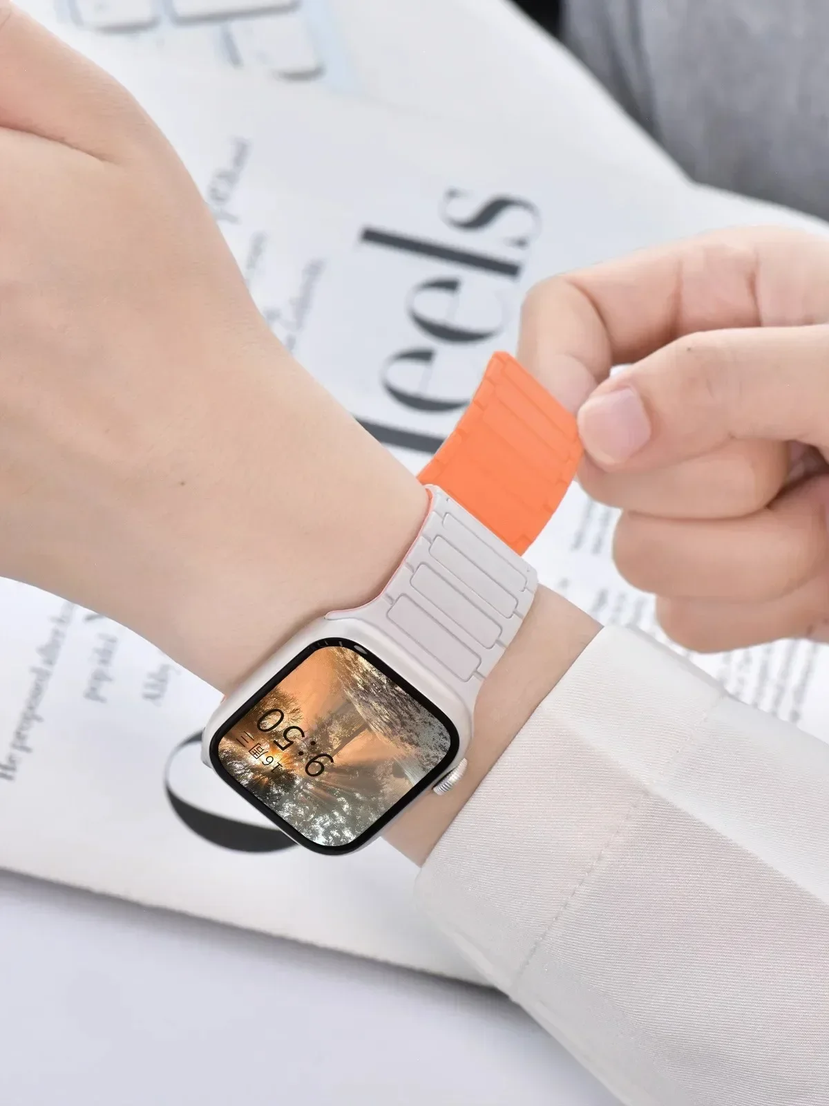 애플 워치 밴드용 마그네틱 루프 실리콘 스트랩 46mm 42mm 49mm 45mm 41 44mm 40mm IWatch Ultra 2 시리즈 11 10 9 8 7 6 5 4 SE 3