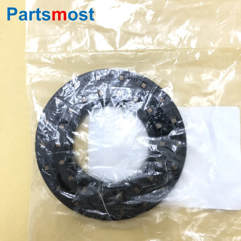 

GENUINE AUTOMATIC TRANSMISSION REAR OUTPUT SHAFT OIL SEAL FOR LAND ROVER RANGE ROVER RR SPORT LR3 4 BMW X5 24137542885 TZB500010