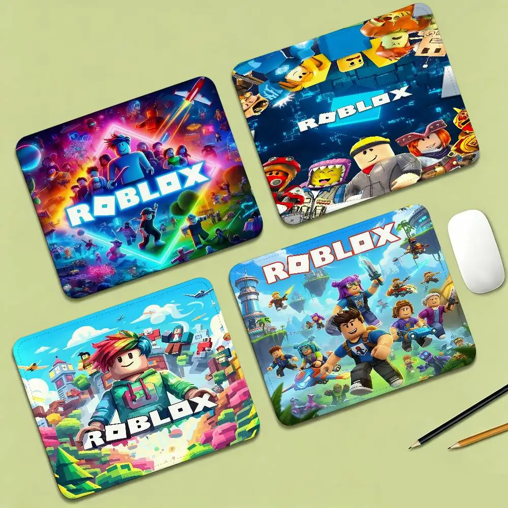 Hot Game R-Robloxs-X Cool DIY Speed Version Game Computer Keyboard Office Table Mat Cheapest Cup Mats Office Desk Accessories