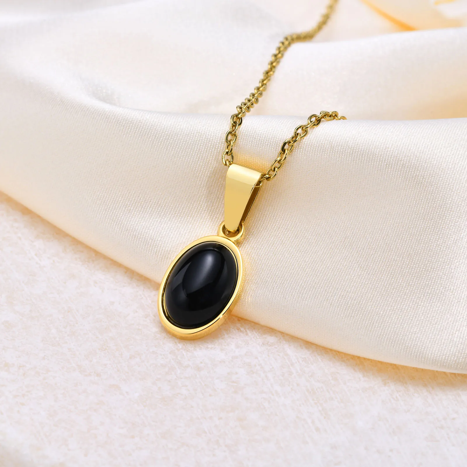 Oval Black Onyx Necklace Pendant for Women, Stainless Steel Chain, Agate Nature Stone Jewelry