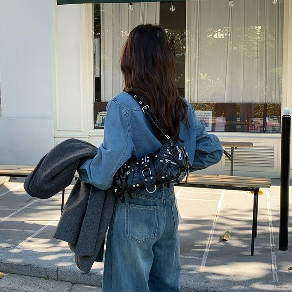 

Punk Y2K Retro Rivet Shoulder Bag Multi-pocket Oil Wax Leather Vintage Underarm Bag Handbag Spicy Girl Armpit Bag Shopping