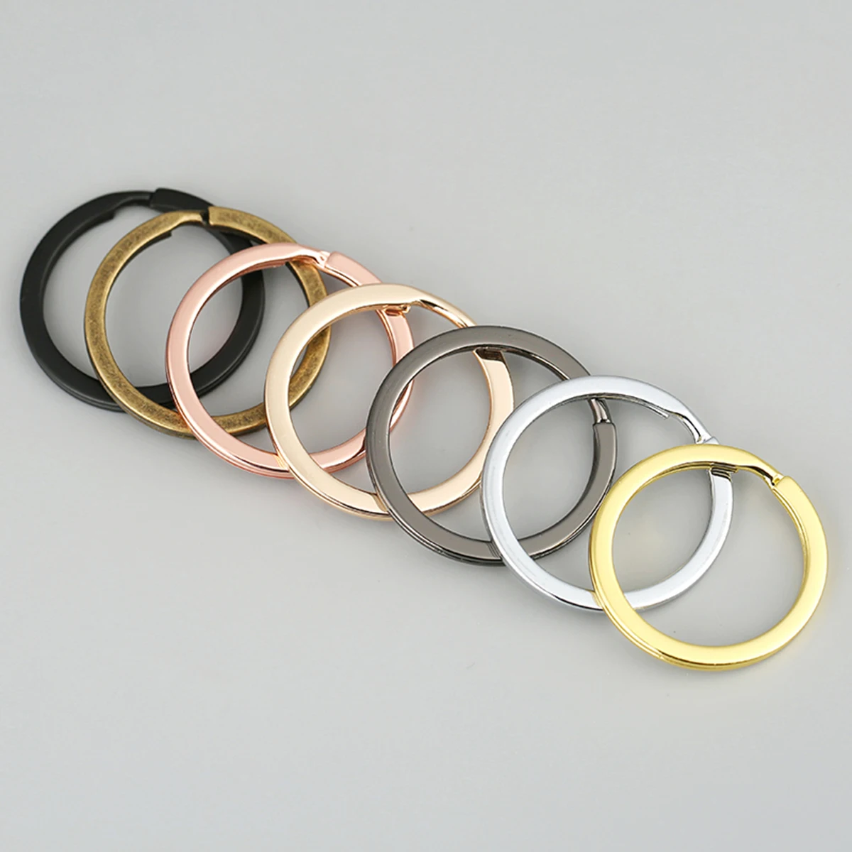 10/20PCS/Pack Round Key Chains Split Ring Out Diameter 15/20/25/28/30/32mm (Never Fade) Key Rings For Bag Car Keychain Wholesale