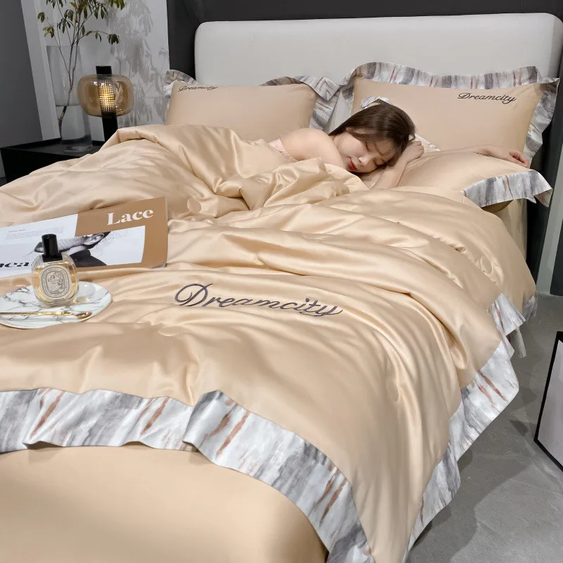 Affordable Luxury Summer Blanket Cool Ice Imitate Silk Quilts King Size Duvet Washable Breathable Thin Satin Bedspread Comforter