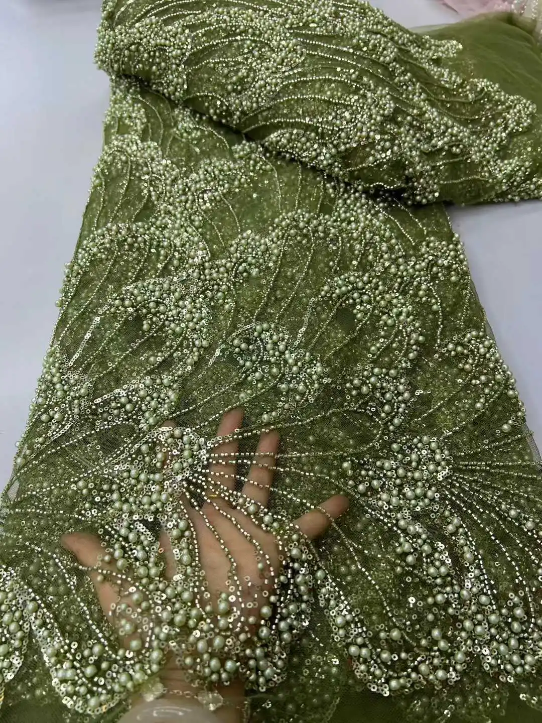

5 Yards Luxury African Sequins Groom Lace Fabric 2025 High Quality French Nigerian Beaded Lace Fabric For Sewing Dress Wedding