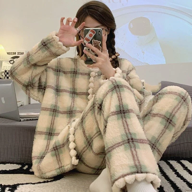 

Autumn Winter Women's Coral Fleece Pajama Set Flannel Grid Warm Sleepwear Cozy Comfortable Homewear Loungewear Nightwear