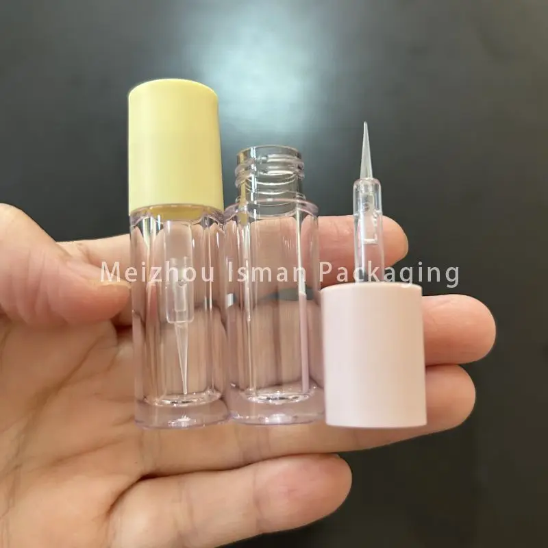 

50Pcs empty round mini yellow pink liquid eye shadow container eyeliner bottle packaging wand tube with silicone brush 1.5ml
