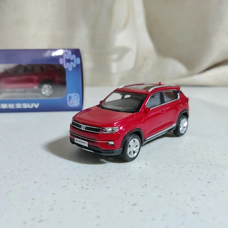 1:43 Changan CS35 Plus 2018 SUV Plastic Car Model Toy Collectible Ornament Souvenir