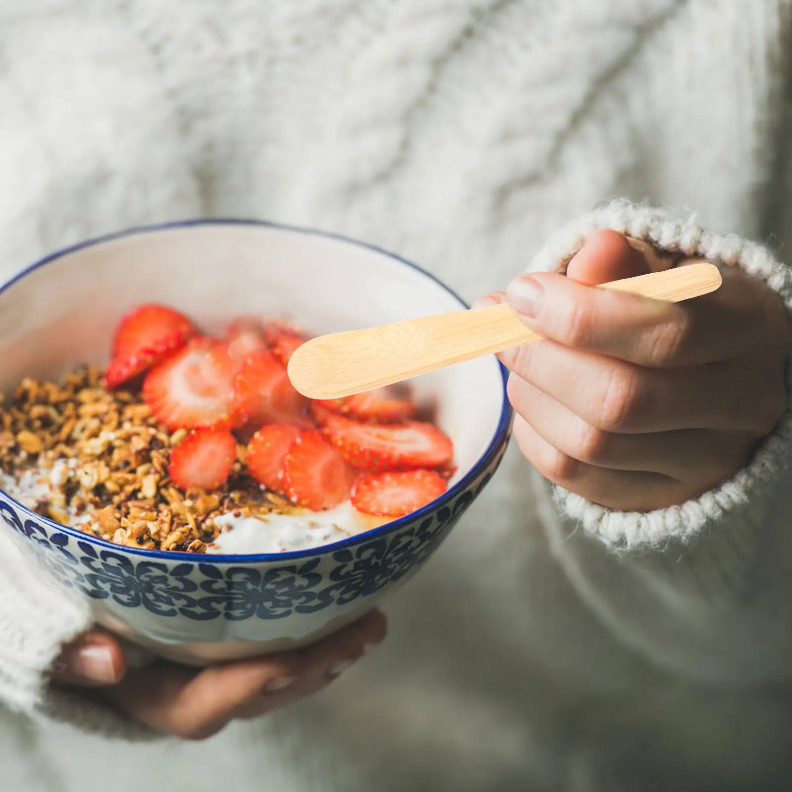 

10Pcs Wood Stirring Spoons Fine Texture Comfortable Hold for Tea Coffee Wine Mixing Ideal for Dessert Ice Cream Serving Wooden