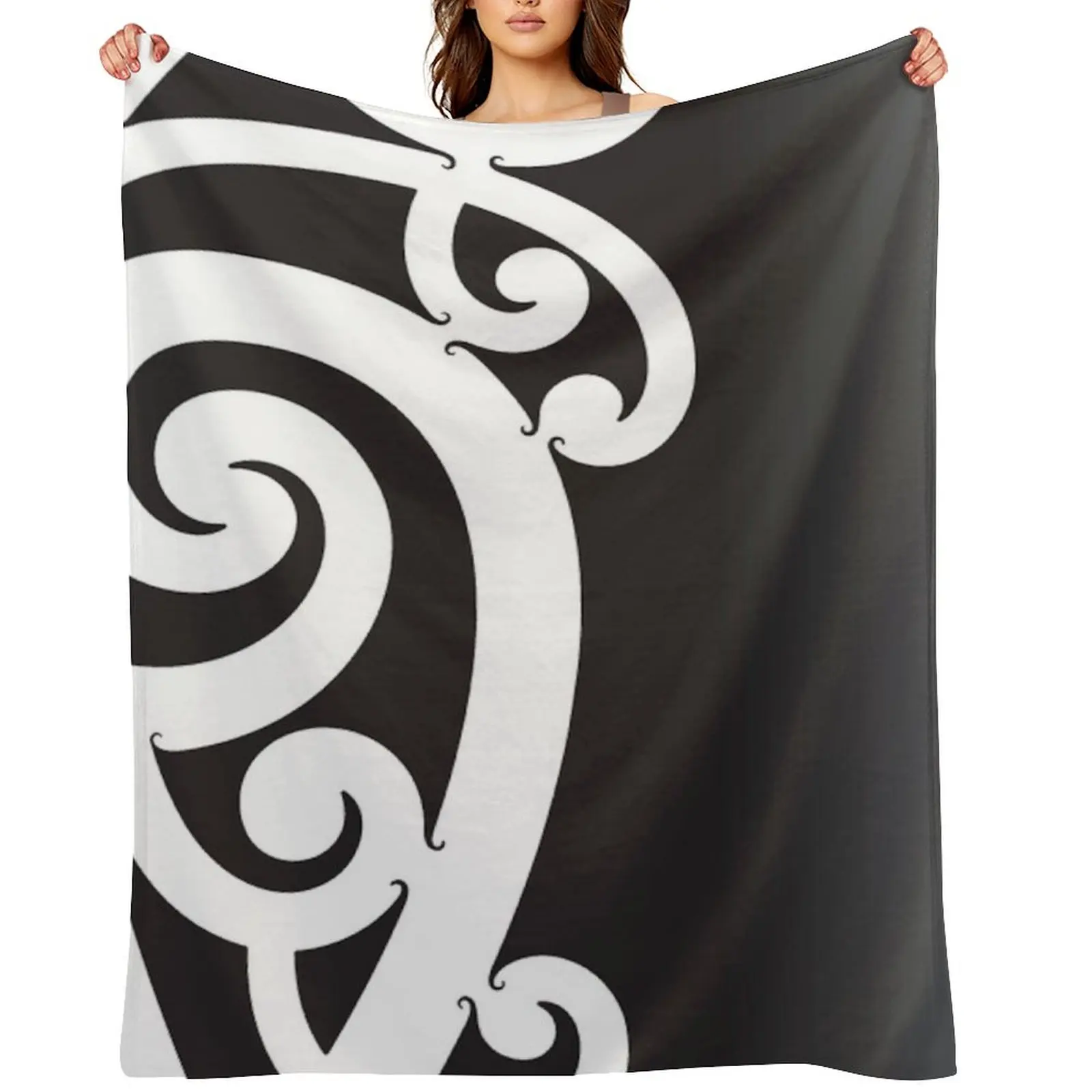 

Black and White Layered Maori Koru Design Throw Blanket Baby Moving Kid'S Shaggy Blankets