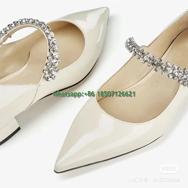 Scarpe basse con strass in pelle verniciata a punta tacco basso scarpe singole di grandi dimensioni per le donne