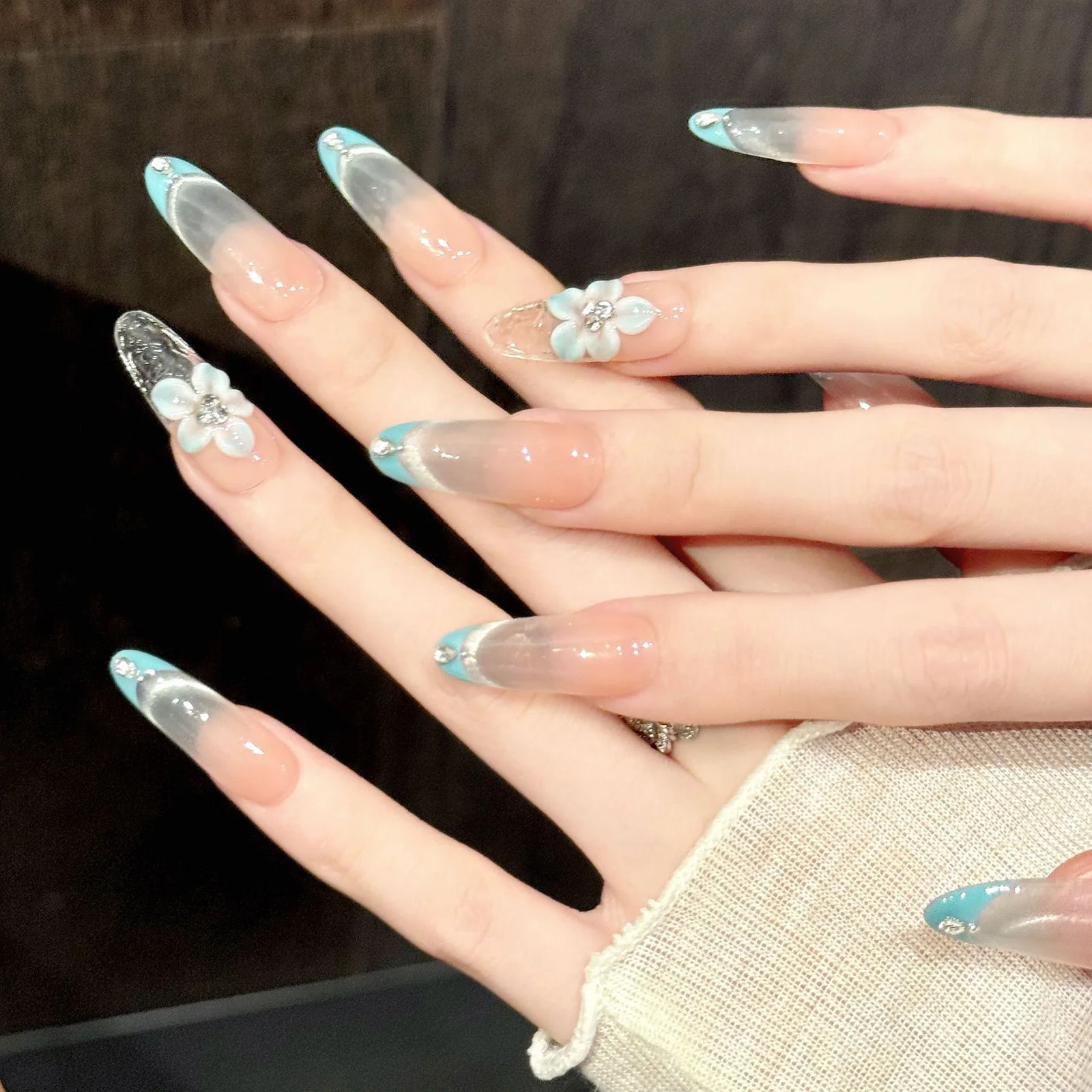 10PCS  Press On Nails Summer Beach Vacation Lake Blue Cat Eye Gradient Long Oval False Nails Handmade Women False Nails