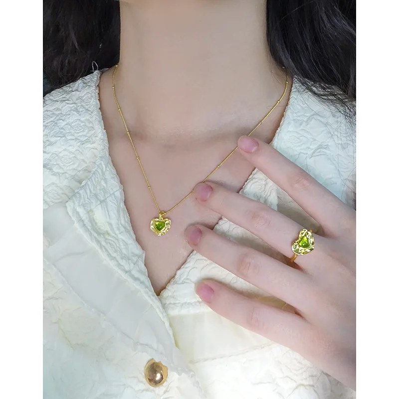 Luxury Design Irregular Love Crystal Necklace Jewelry