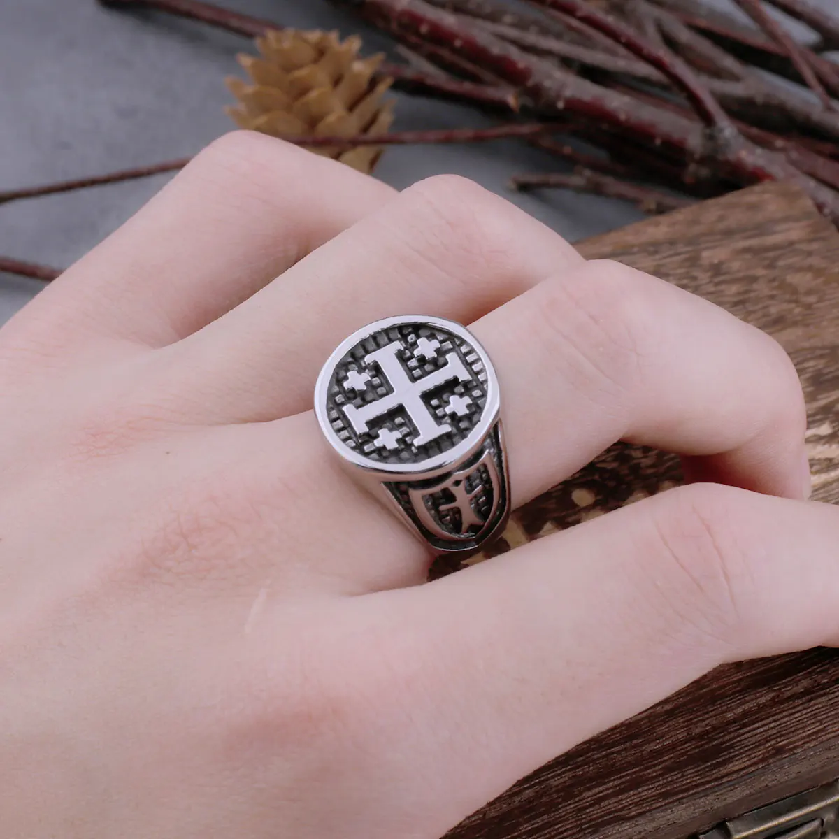 316L Stainless Steel Vintage Religious Jerusalem Cross Rings Men\'s Fashion Hip Hop Biker Rings Religious Jewelry Wooden Box