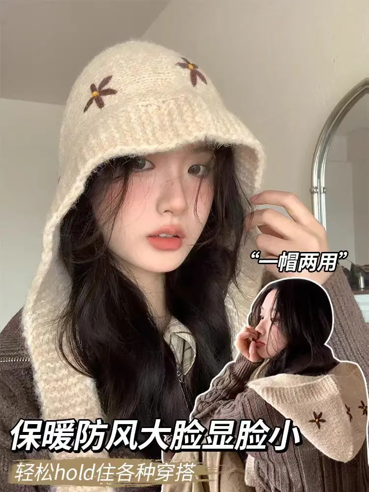 Topi Pullover Hangat Topi Bomber Bordir Bunga Topi Pelindung Telinga Serbaguna Modis Topi Rajut Tebal Topi Rajut Pakaian Jalanan