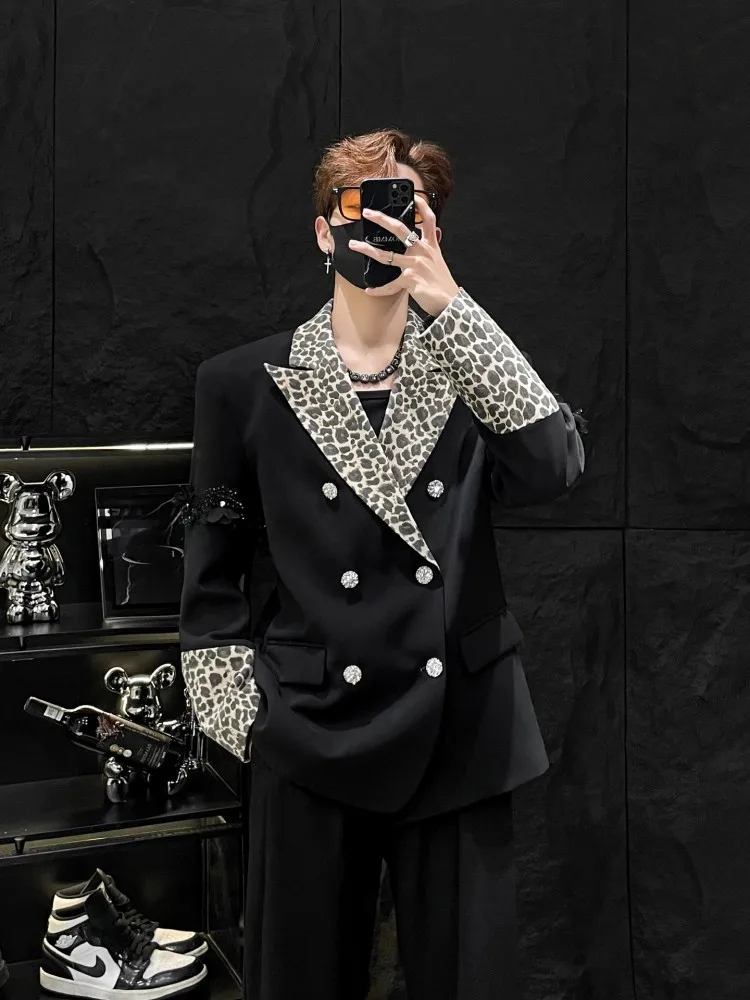 Mens Fashion Double Breasted Leopard Print Patchwork Blazers Contrasting Suit Jacket Male Loose Shoulder Padded Chic Outerwear