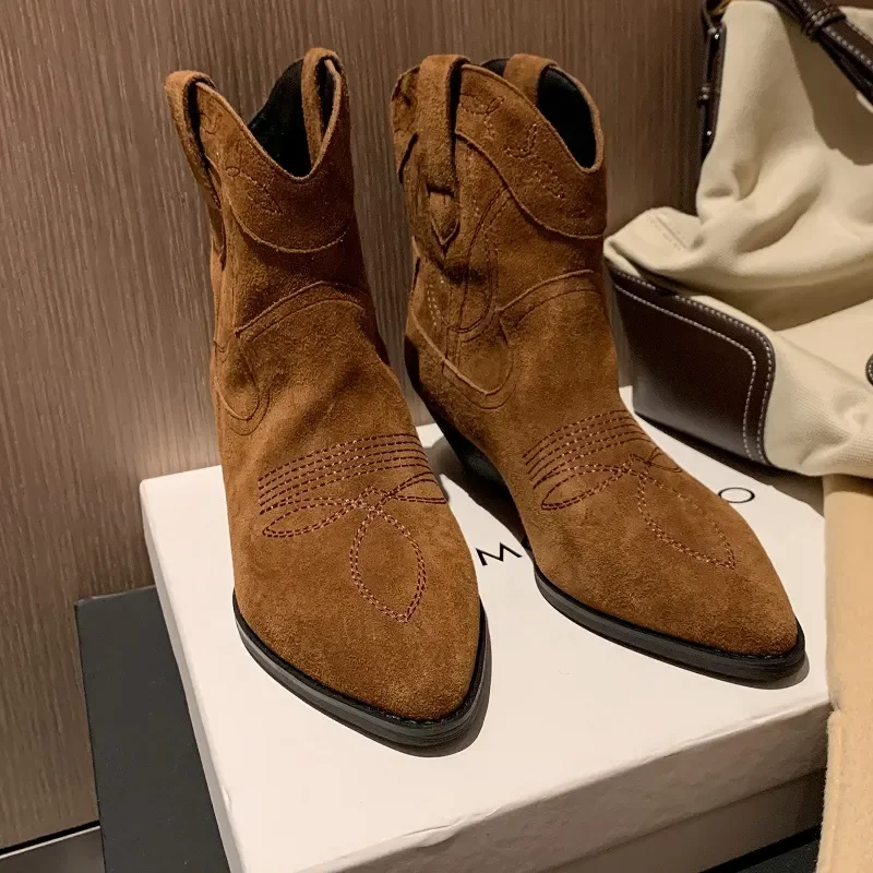Western Boots Med Heel Winter BotasWoman Slip On British Style LadyShoes CowSuede Daily Bota Spring Autumn Cowgirls Ankle Boots