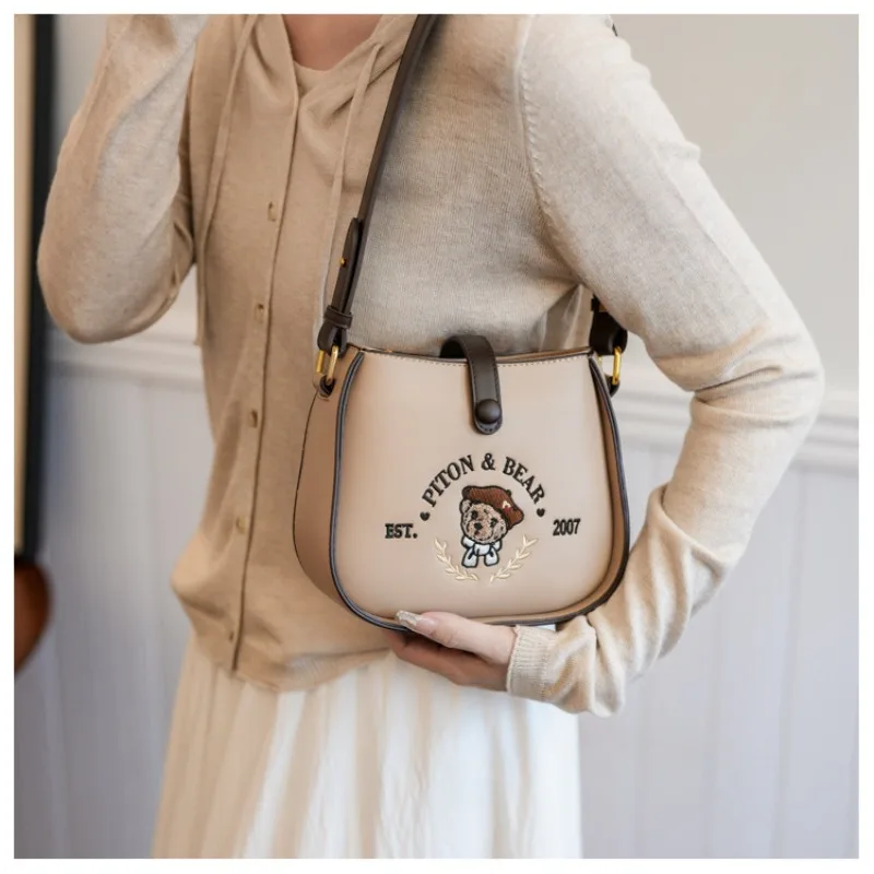 Sac à bandoulière rétro pour femmes, sacs sous les bras, couleur café abricot, ours en cuir de haute qualité, nouvelle collection automne hiver 2025