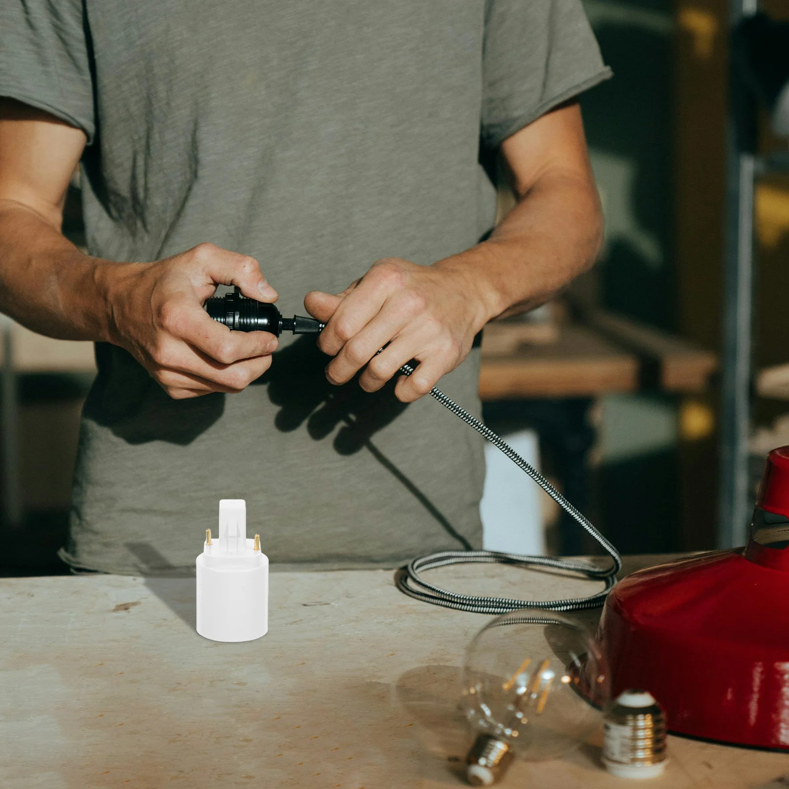 

Bulb Adapter to E27 Two-Prong Lamp Socket Converter Light Bulb Base Adapter for Home Office Store Use Lighting Accessories