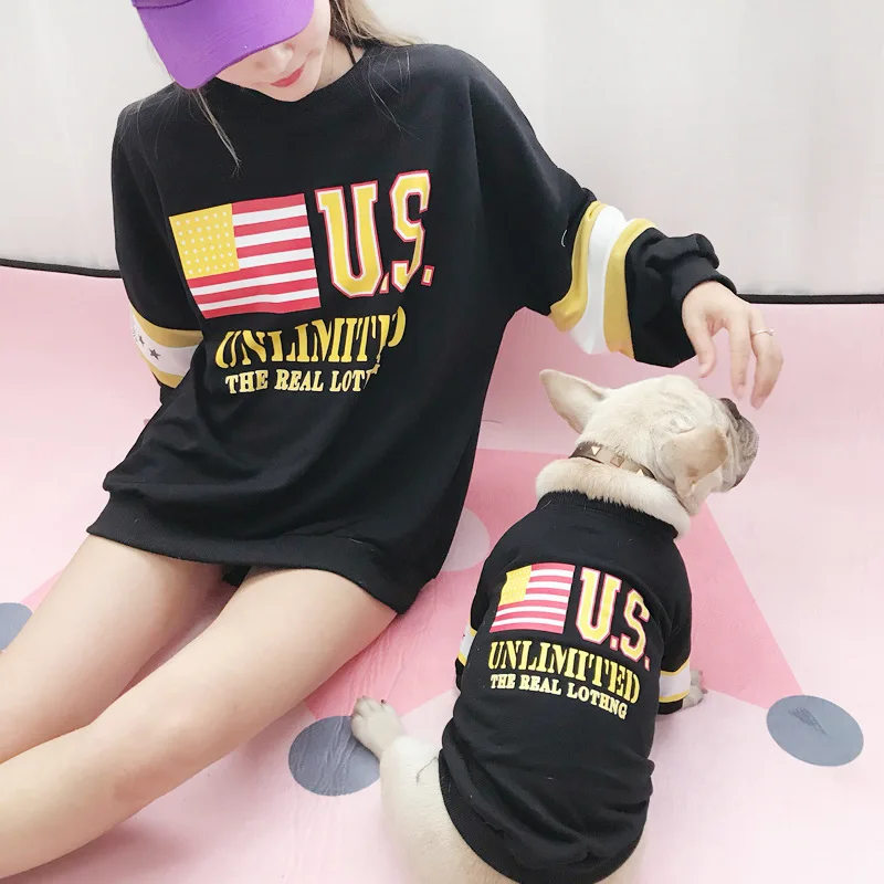 

dog and owner the same sweatshirt Fashion dog T-shirt Casual printed two-legged clothes suitable for small dogs