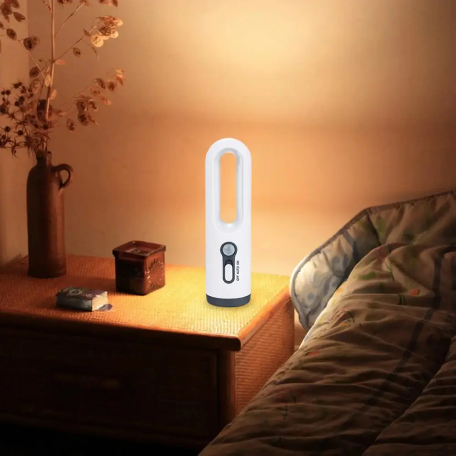 Motion Sensor Night Light 2 In 1 Portable Flashlight with Dusk To Dawn Sensor  Bedroom Bathroom Reading Camping