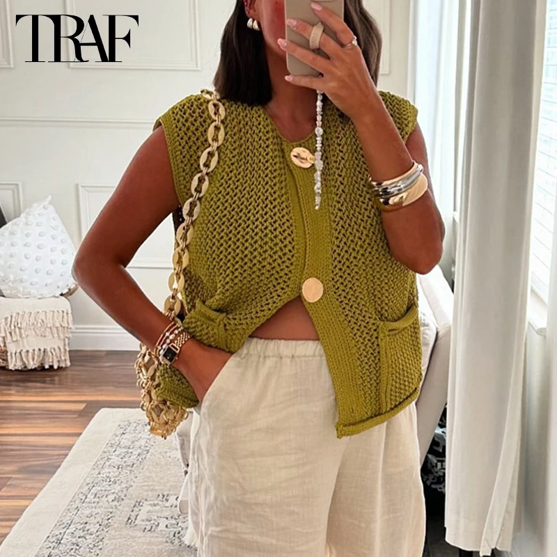 TRAF Crop Knit Vest Top Women Knitwears Sleeveless Vests for Women Summer Cropped Sweater Vest Woman Button Knitted Vest Women