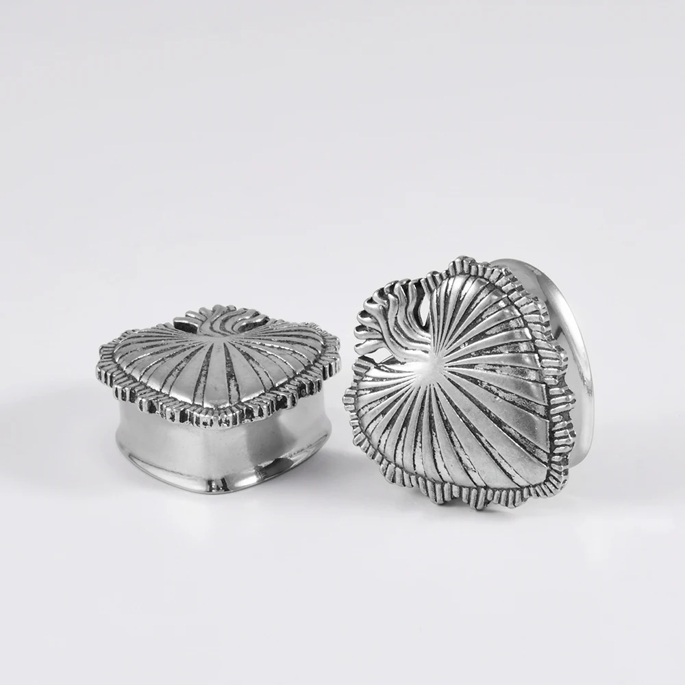 1-2PCS Surgical Steel Heart Hollow Flared Ear Tunnel Expansion Diffraction Threadless  Ear Gauge Strengther Piercing Earring