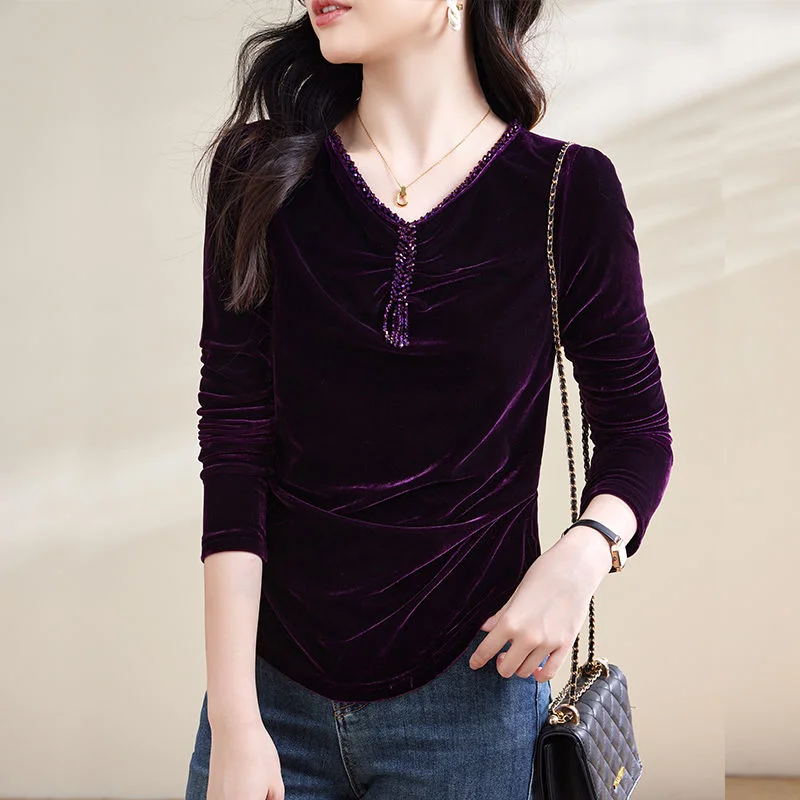 

New 2025 Long-sleeved V-neck Velvet Loose for Women's Top-grade Black Base Shirt