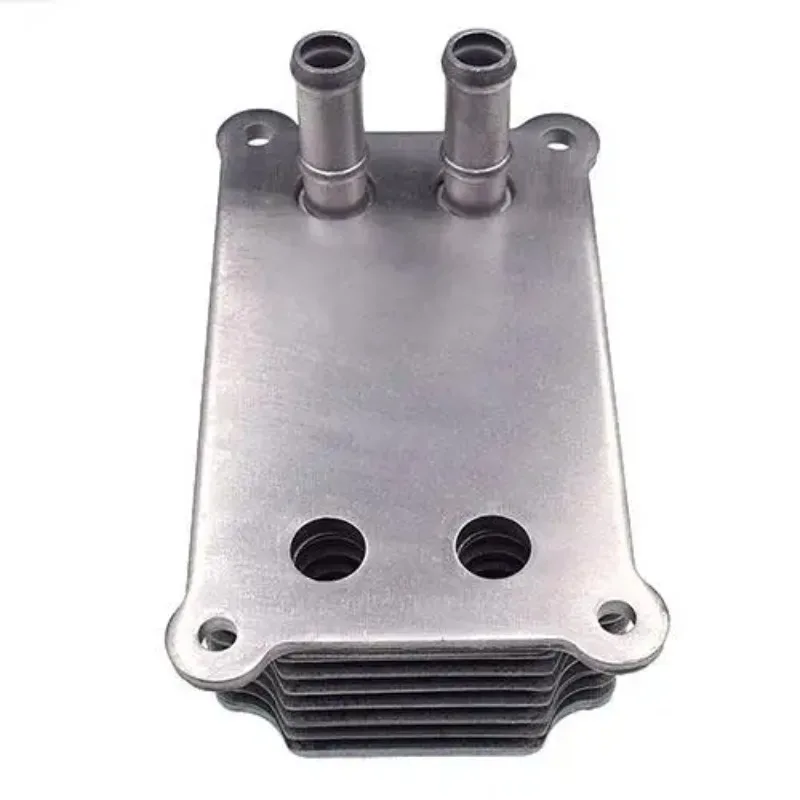 LR004426 Auto Parts 1 pcs Oil Cooler For Land Rover Defender 2007