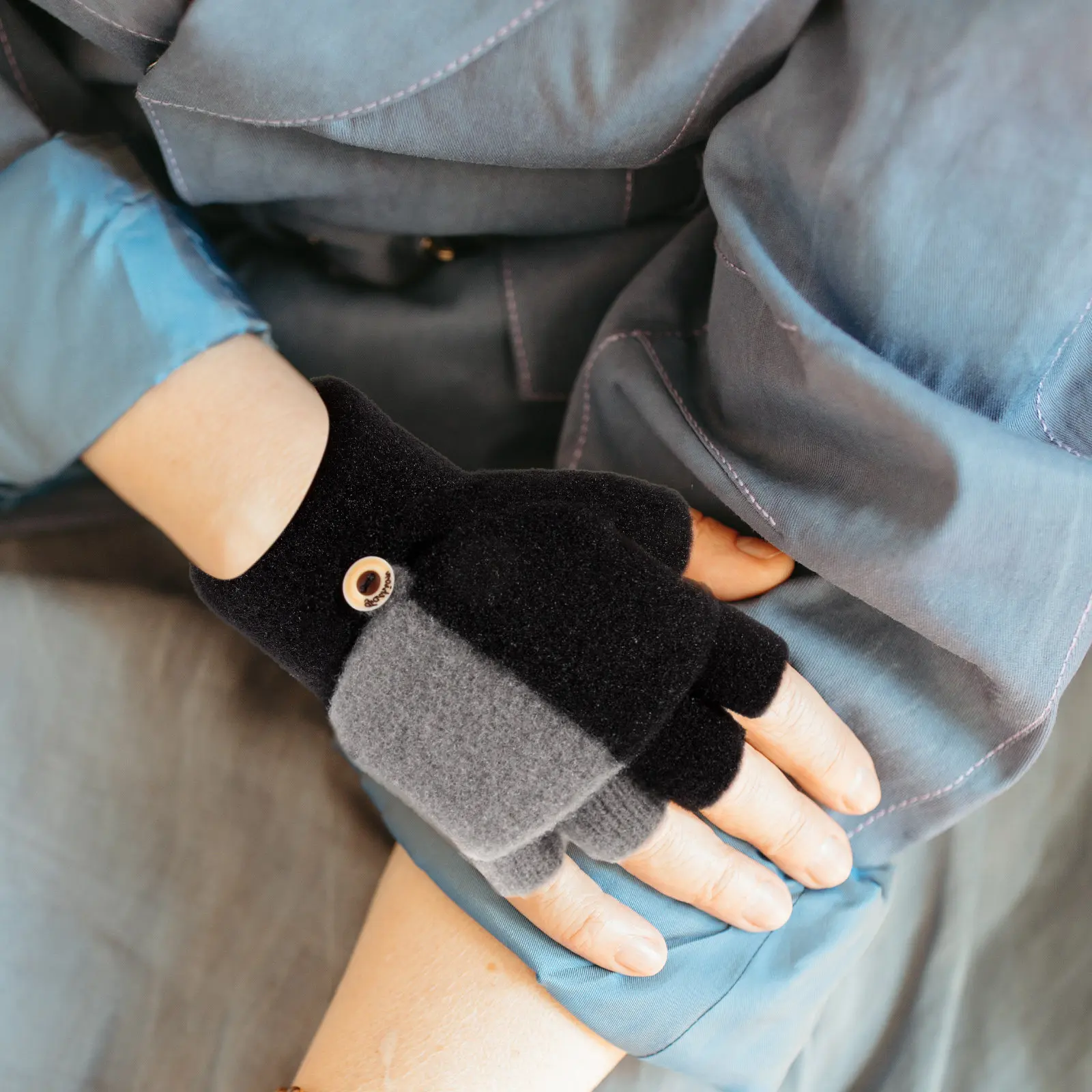 

1 пара женских зимних перчаток без пальцев, теплые вязаные перчатки, эластичные, удобные, подходят для катания на лыжах, езды на коне, игр, активного отдыха в холодную погоду