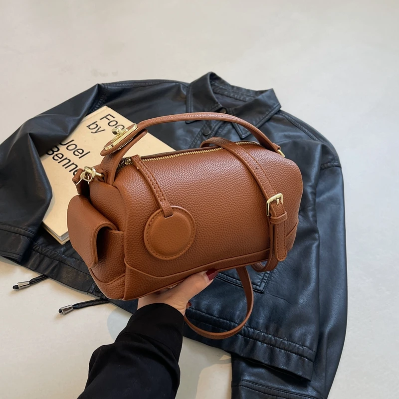 

Hot Selling Zipper PU Women's Large Capacity Shoulder Bag 2024 New Fashionable and High-quality Casual Crossbody Bag