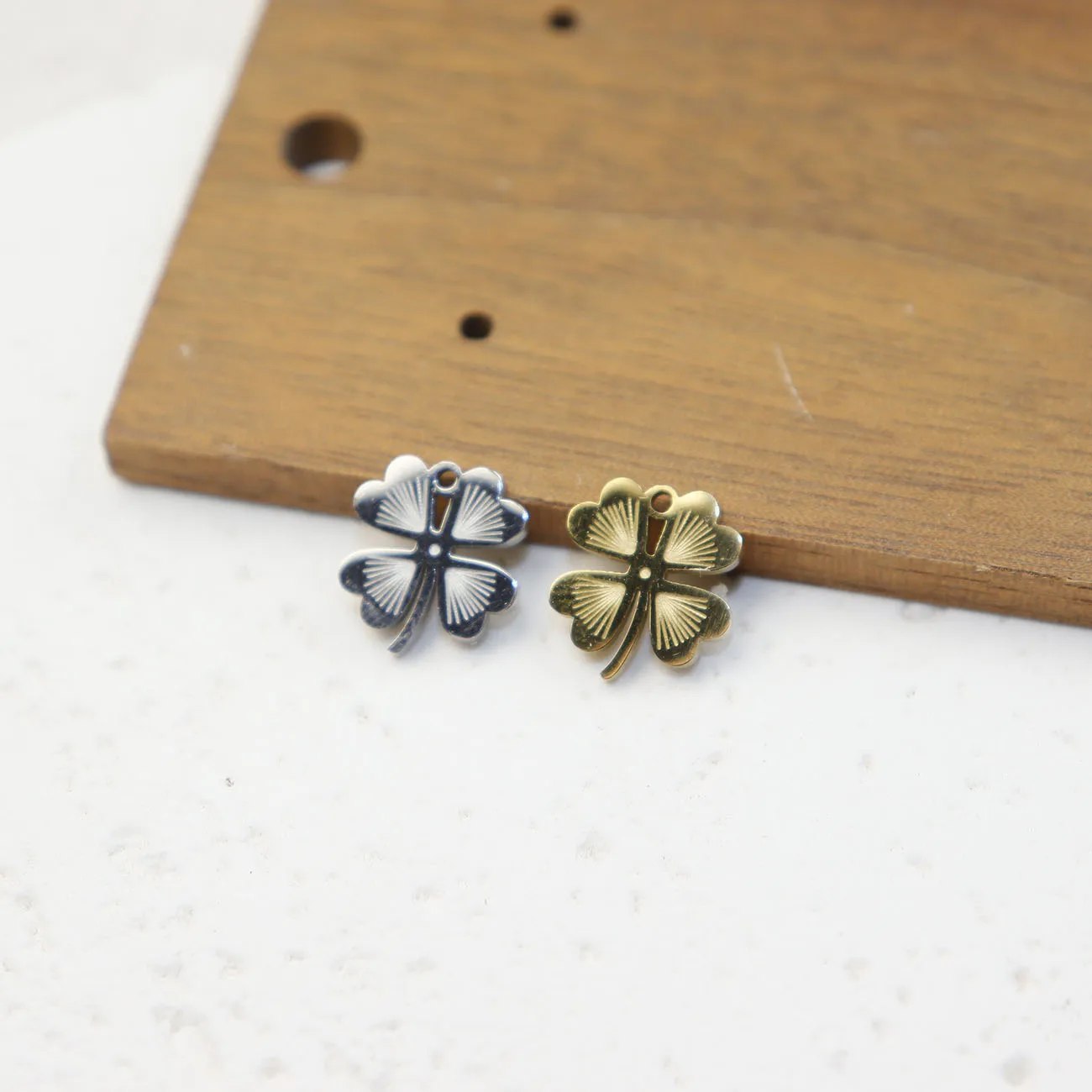 

5pcs Stainless Steel Leaves Fashion Jewelry Accessory Charms DIY Handcraft PVD Vacuum Plate Waterproof Antiallergic